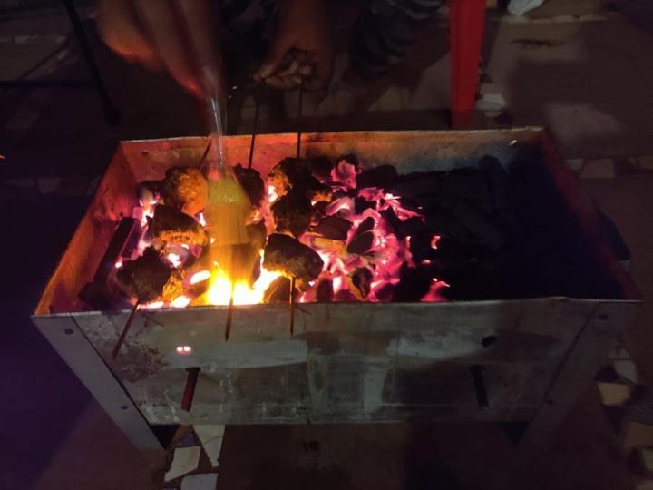 מת'ראן Nivritti Villa מראה חיצוני תמונה