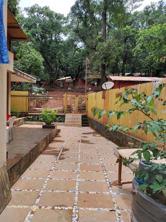 מת'ראן Nivritti Villa מראה חיצוני תמונה