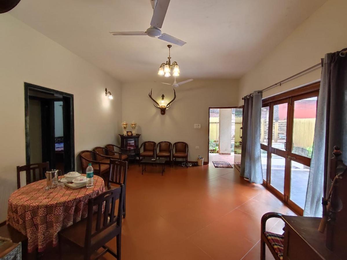 מת'ראן Nivritti Villa מראה חיצוני תמונה