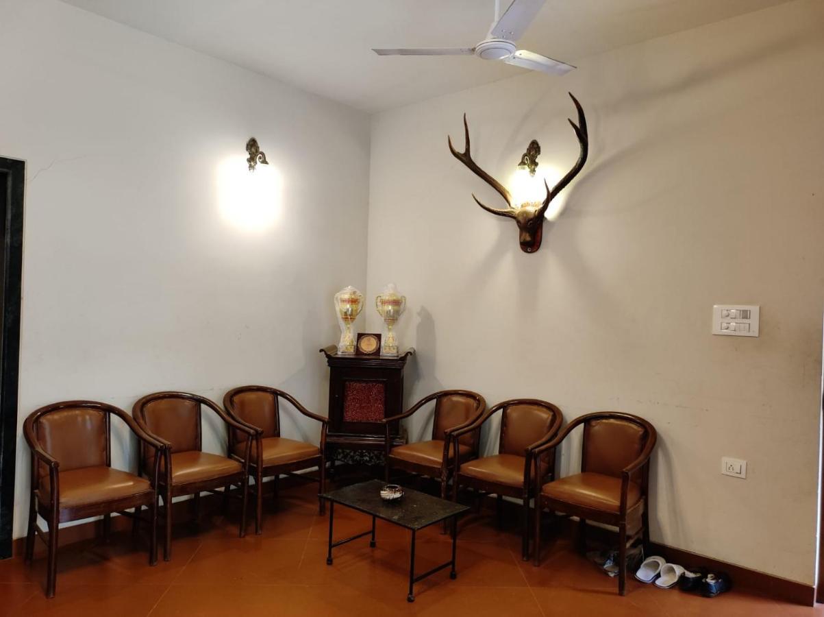 מת'ראן Nivritti Villa מראה חיצוני תמונה