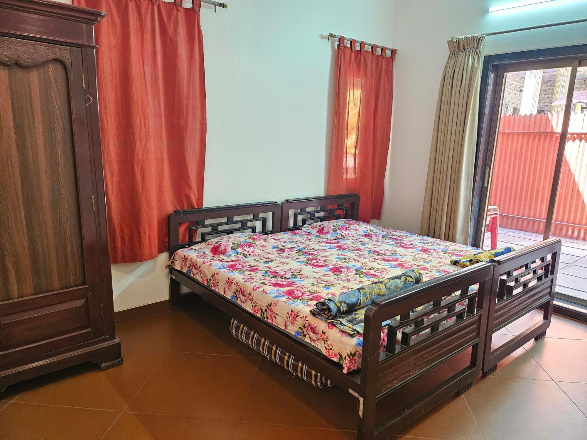 מת'ראן Nivritti Villa מראה חיצוני תמונה